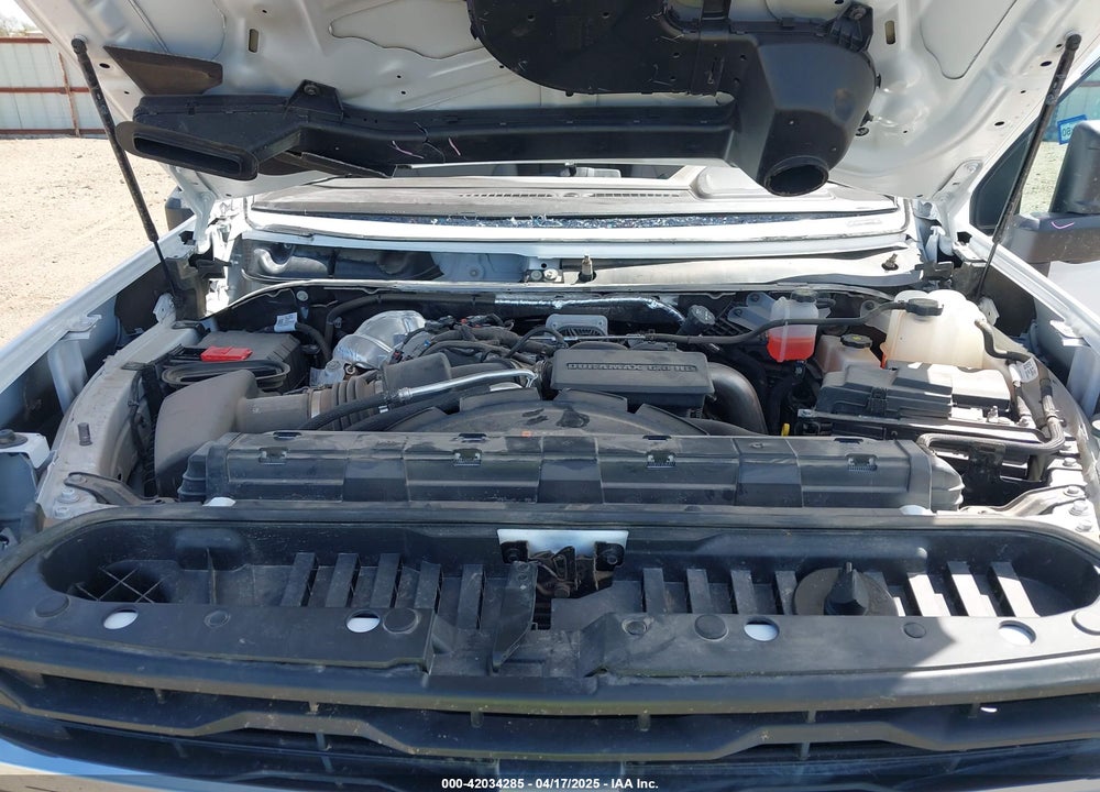2024 CHEVROLET SILVERADO 3500HD 4WD  STANDARD BED LT VIN: 2GC4YTEY0R1176798