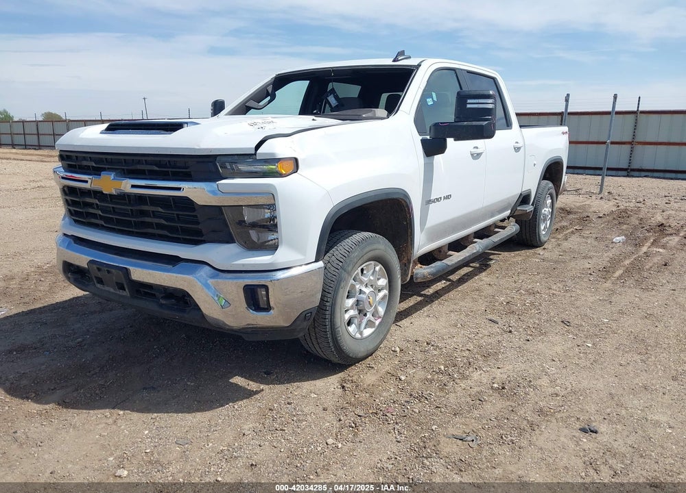2024 CHEVROLET SILVERADO 3500HD 4WD  STANDARD BED LT VIN: 2GC4YTEY0R1176798