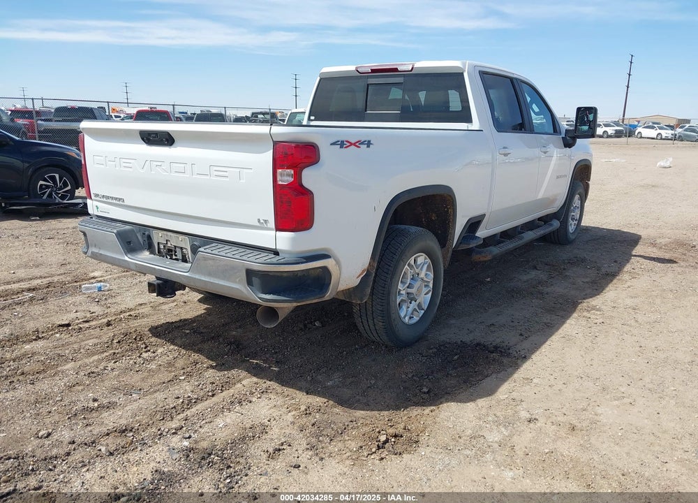 2024 CHEVROLET SILVERADO 3500HD 4WD  STANDARD BED LT VIN: 2GC4YTEY0R1176798