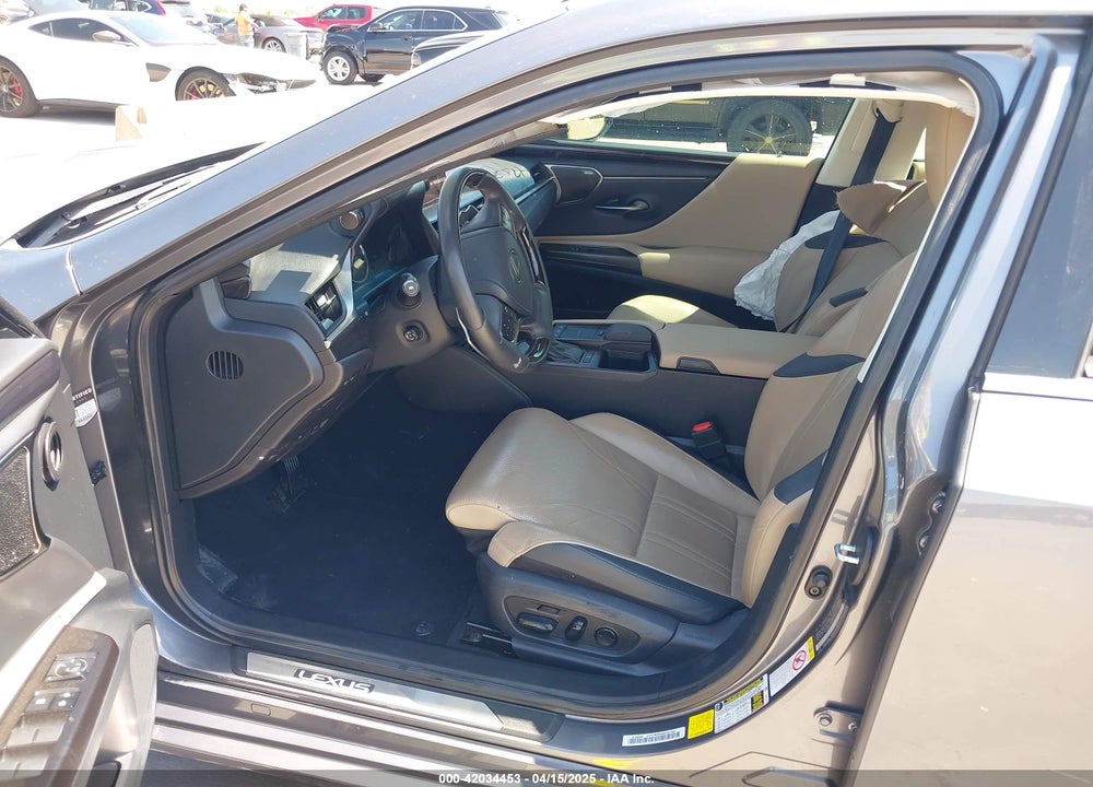 2019 LEXUS ES 350 ULTRA LUXURY VIN: 58ABZ1B16KU029710