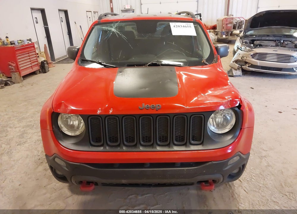 2016 JEEP RENEGADE TRAILHAWK VIN: ZACCJBCT2GPE17426