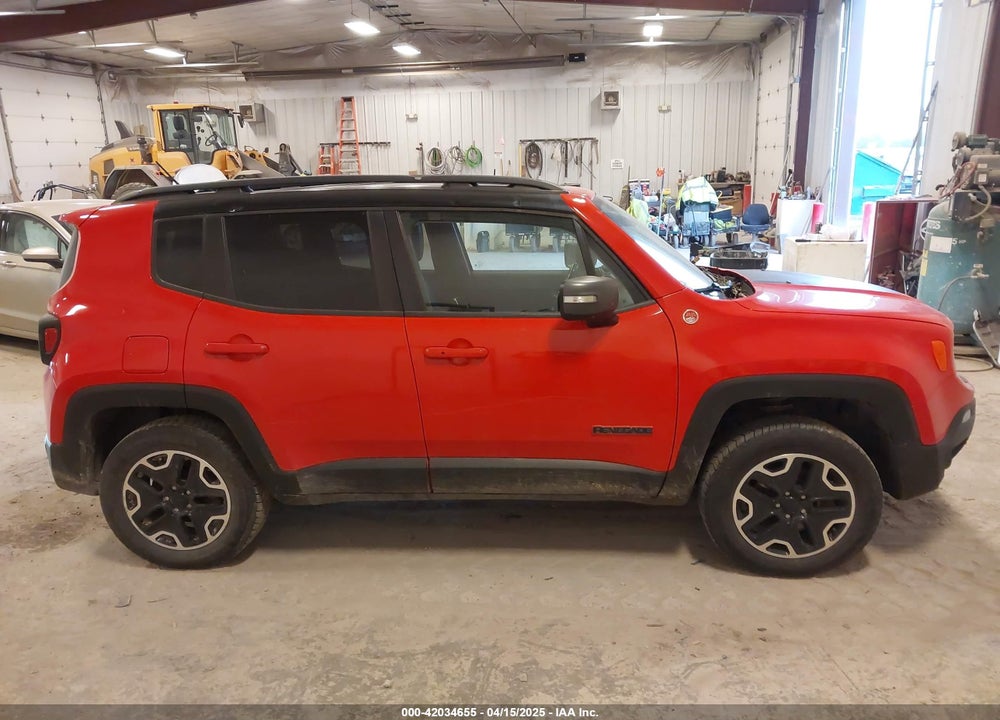 2016 JEEP RENEGADE TRAILHAWK VIN: ZACCJBCT2GPE17426