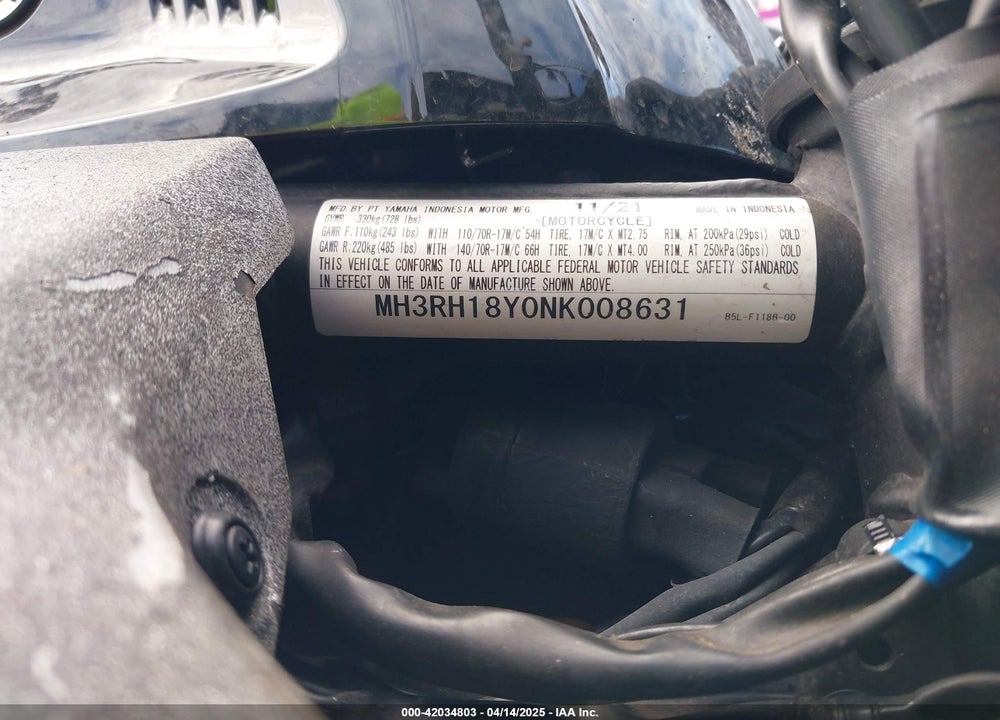 2022 YAMAHA YZFR3 A VIN: MH3RH18Y0NK008631