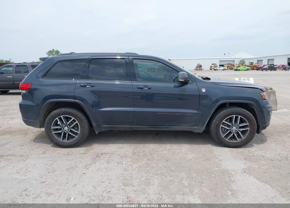 2017 JEEP GRAND CHEROKEE VIN: 1C4RJFLT2HC707592