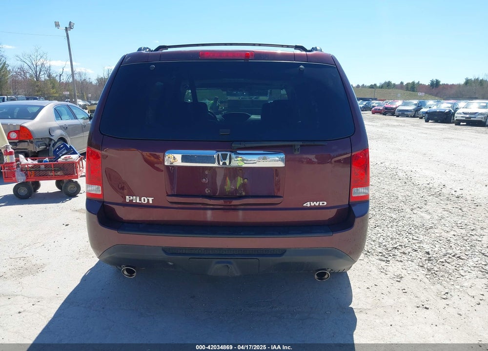 2014 HONDA PILOT EX-L VIN: 5FNYF4H51EB014877