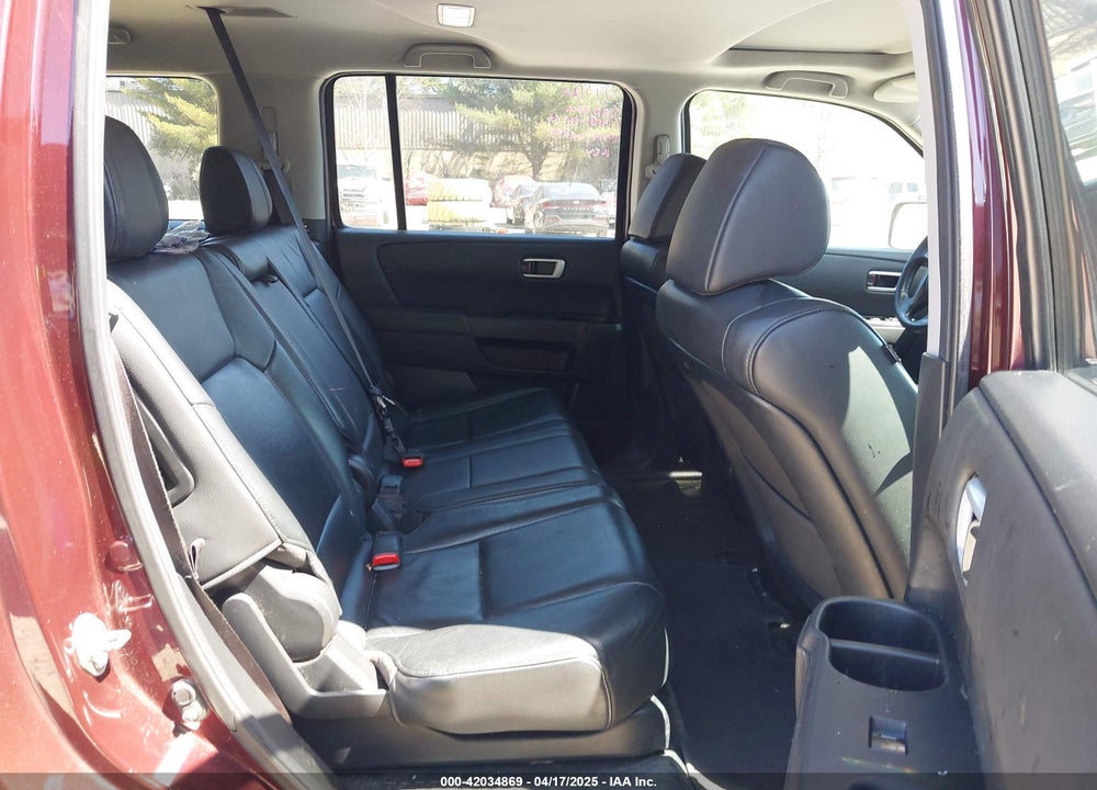 2014 HONDA PILOT EX-L VIN: 5FNYF4H51EB014877