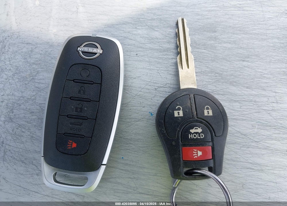 2025 NISSAN SENTRA SR VIN: 3N1AB8DV8SY229850