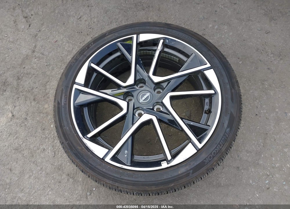 2025 NISSAN SENTRA SR VIN: 3N1AB8DV8SY229850