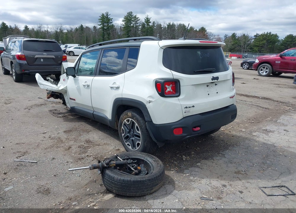 2016 JEEP RENEGADE VIN: ZACCJBCT4GPD12242
