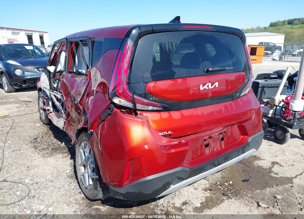 2023 KIA SOUL LX VIN: KNDJ23AUXP7877601