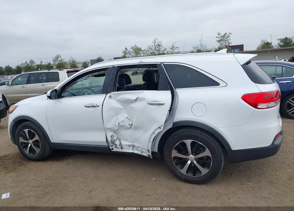 2018 KIA SORENTO 2.0T EX VIN: 5XYPH4A10JG408130