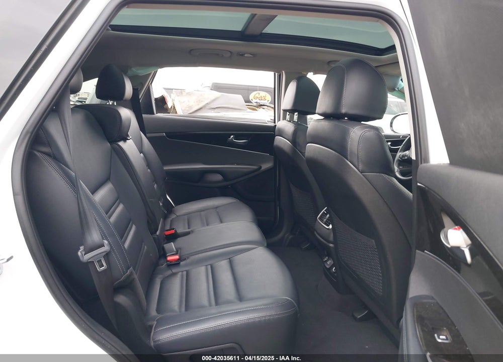 2018 KIA SORENTO 2.0T EX VIN: 5XYPH4A10JG408130