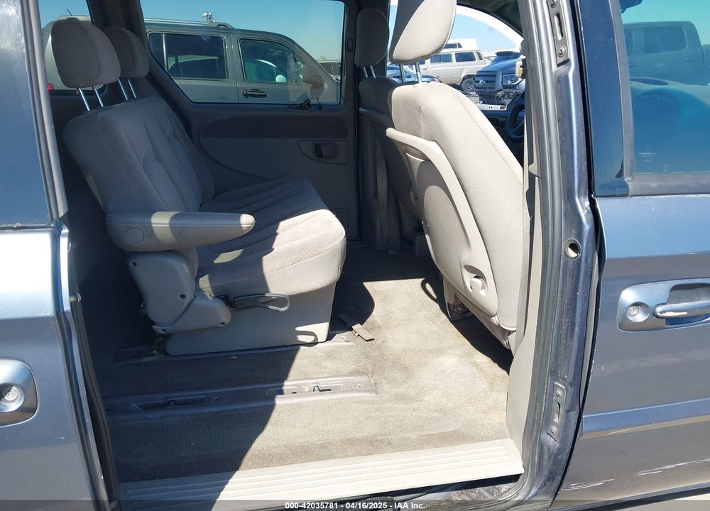 2001 DODGE GRAND CARAVAN SPORT VIN: 2B4GP44351R298698
