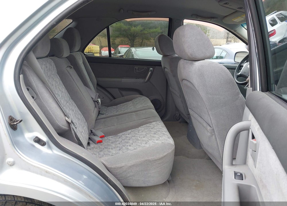 2007 KIA SORENTO VIN: KNDJD736375687201