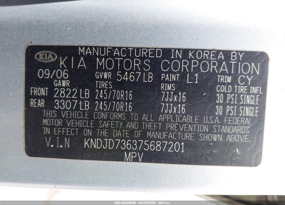 2007 KIA SORENTO VIN: KNDJD736375687201