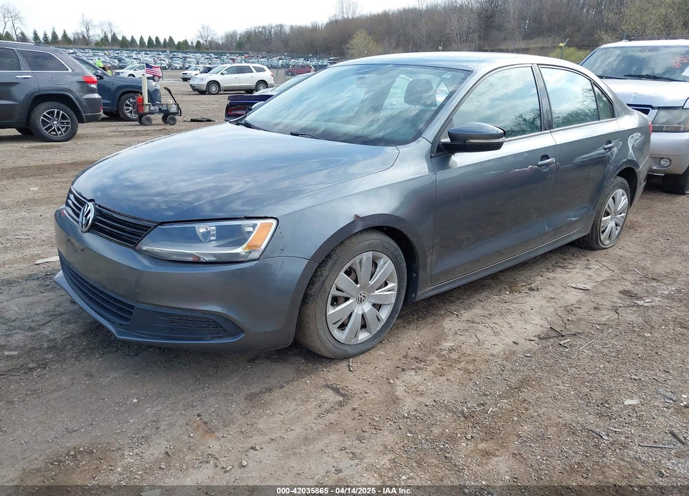 2014 VOLKSWAGEN JETTA VIN: 3VWD17AJ7EM246947