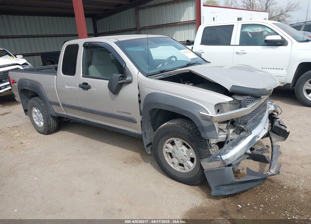 2004 CHEVROLET COLORADO LS VIN: 1GCDT196X48182271