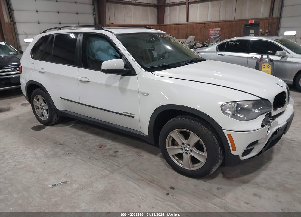 2012 BMW X5 XDRIVE35I/XDRIVE35I PREMIUM/XDRIVE35I SPORT ACTIVITY VIN: 5UXZV4C54CL748257