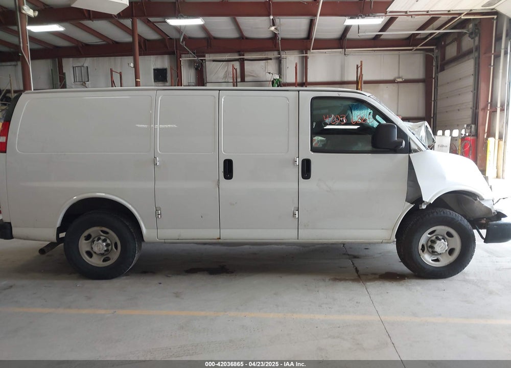 2017 CHEVROLET EXPRESS 2500 WORK VAN VIN: 1GCWGAFF3H1323763