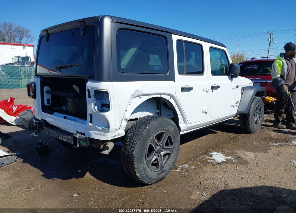 2018 JEEP WRANGLER UNLIMITED SPORT S 4X4 VIN: 1C4HJXDG8JW117341