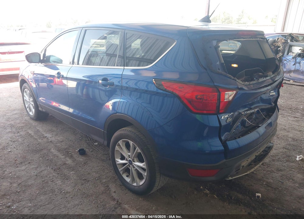 2019 FORD ESCAPE SE VIN: 1FMCU0GDXKUC52548