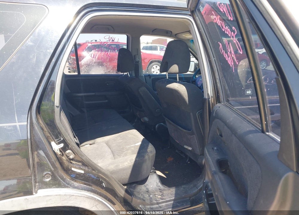 2006 HONDA CR-V LX VIN: JHLRD68516C010559
