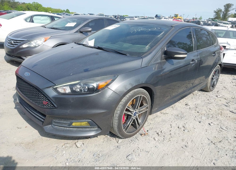 2018 FORD FOCUS VIN: 1FADP3L96JL332250