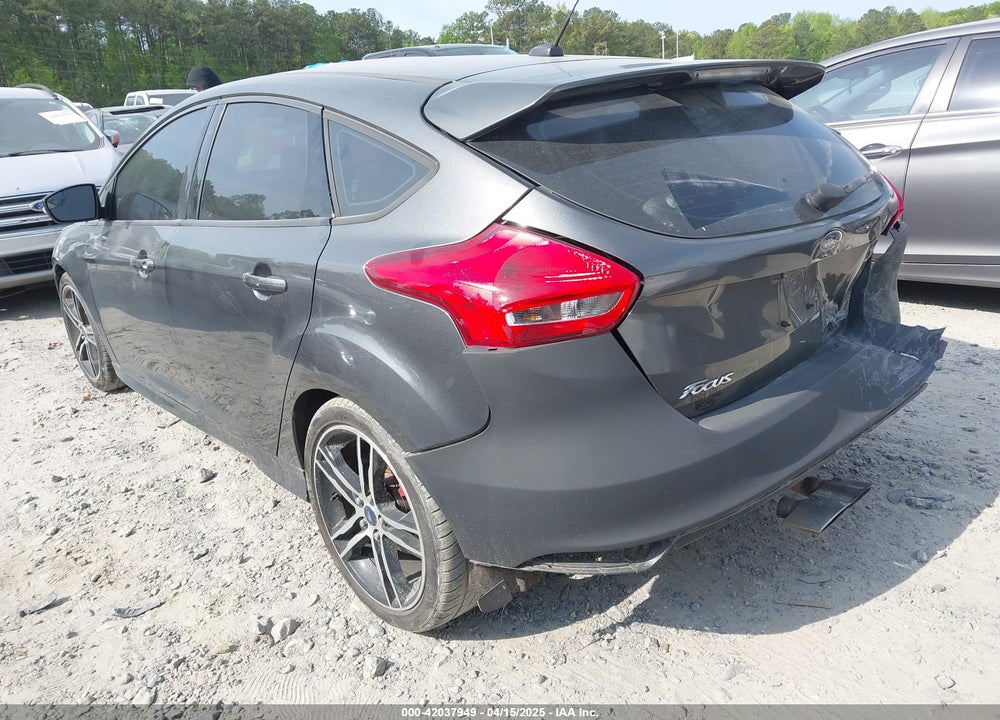 2018 FORD FOCUS VIN: 1FADP3L96JL332250
