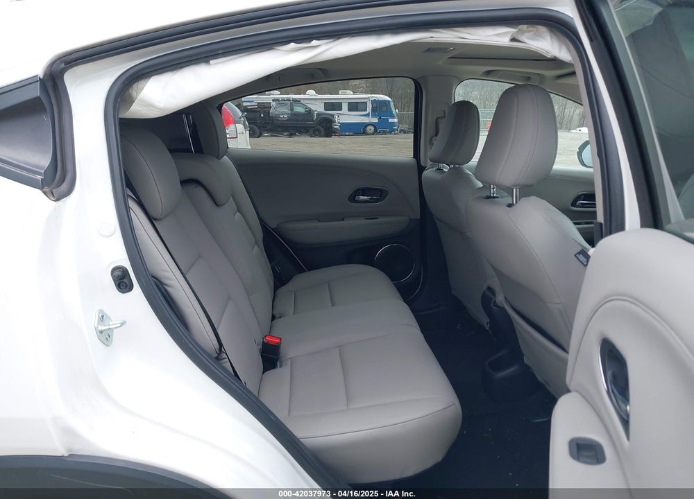 2022 HONDA HR-V AWD EX-L VIN: 3CZRU6H77NM739025
