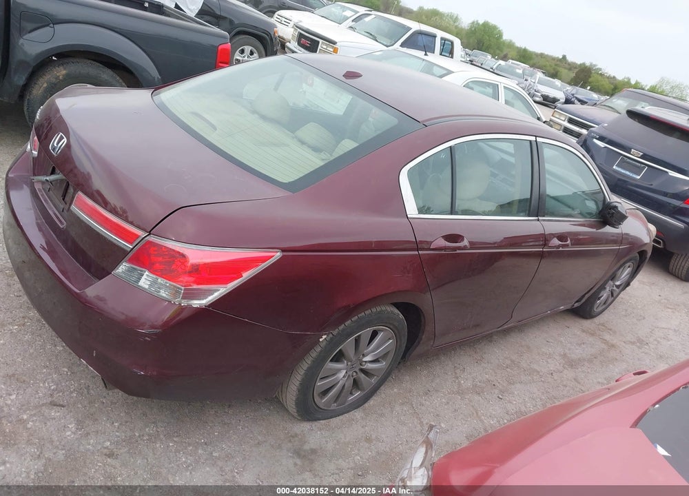 2012 HONDA ACCORD VIN: 1HGCP2F82CA132551