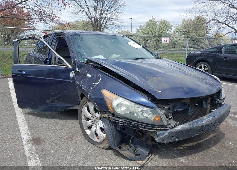 2009 HONDA ACCORD 2.4 LX VIN: 1HGCP26319A042501