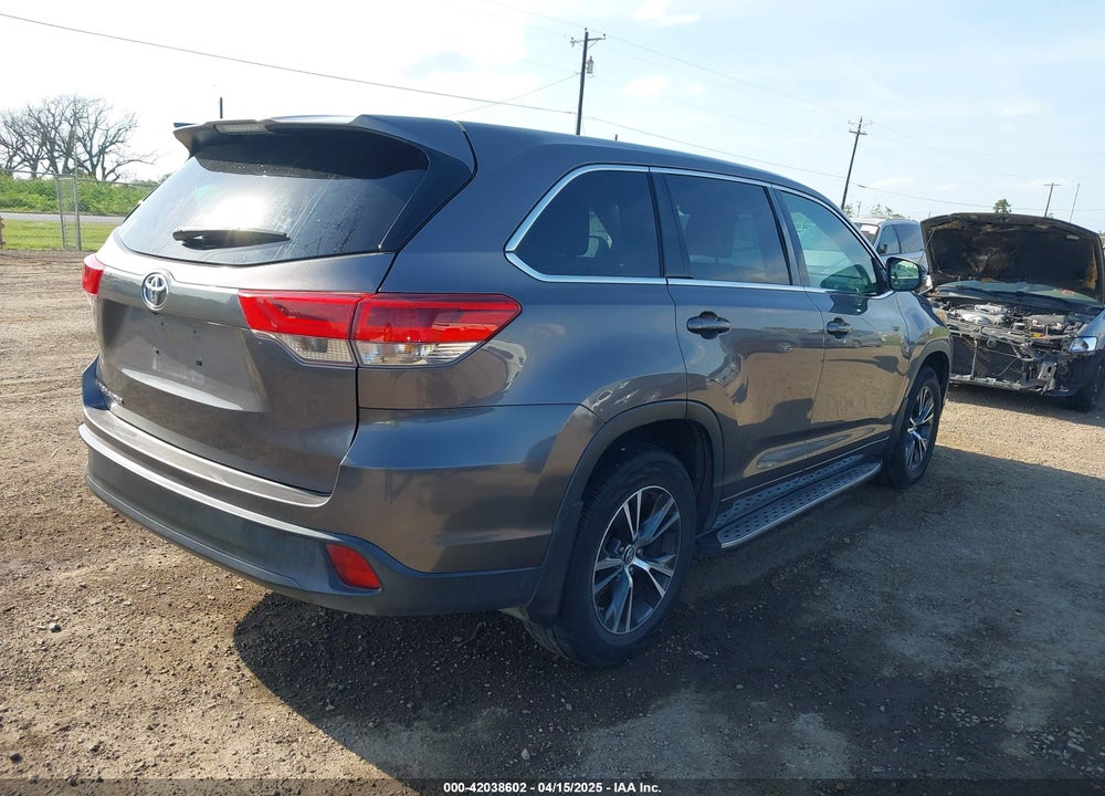 2017 TOYOTA HIGHLANDER LE VIN: 5TDZARFH0HS027259
