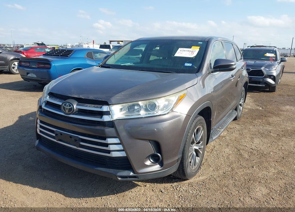 2017 TOYOTA HIGHLANDER LE VIN: 5TDZARFH0HS027259