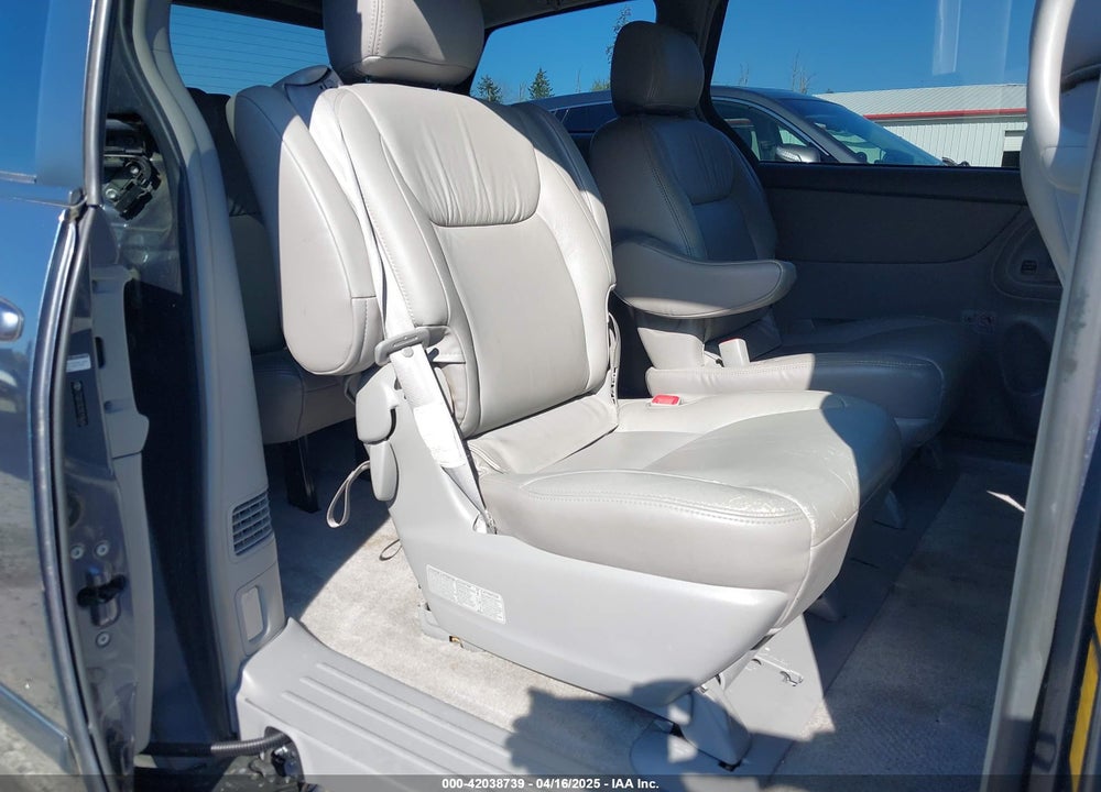 2008 TOYOTA SIENNA LE VIN: 5TDZK23C78S116484