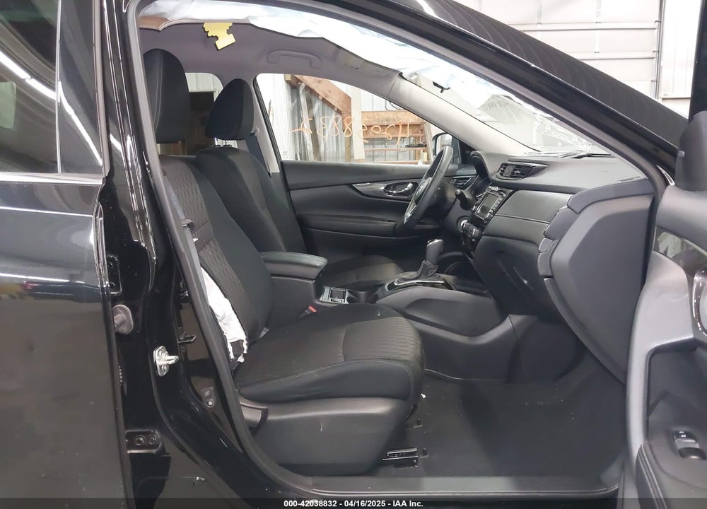 2019 NISSAN ROGUE VIN: 5N1AT2MV3KC817862