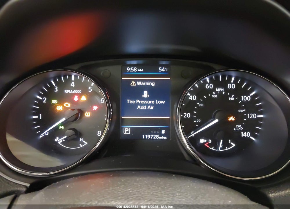 2019 NISSAN ROGUE VIN: 5N1AT2MV3KC817862