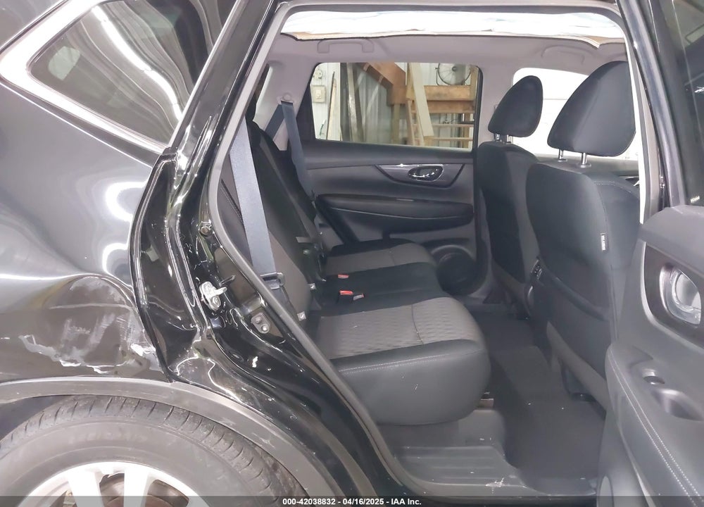 2019 NISSAN ROGUE VIN: 5N1AT2MV3KC817862