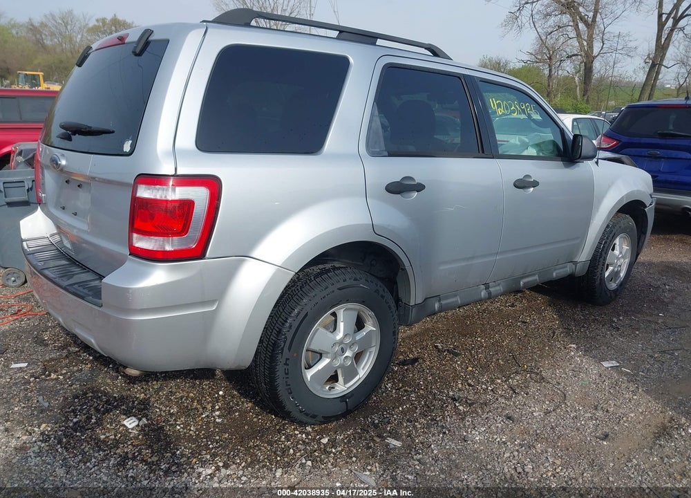 2011 FORD ESCAPE XLT VIN: 1FMCU9D7XBKC11223