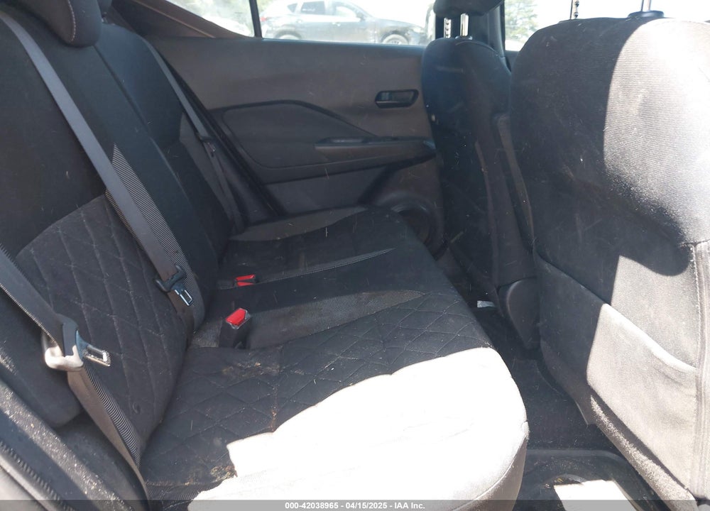 2018 NISSAN KICKS S VIN: 3N1CP5CU5JL507021