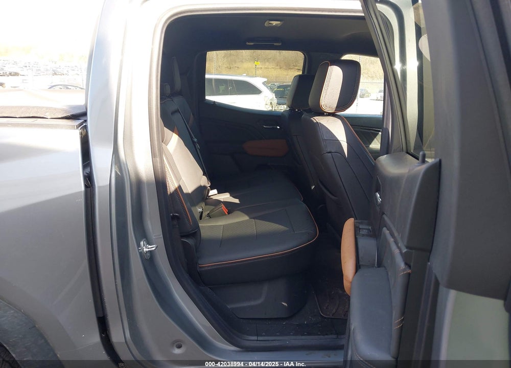 2024 GMC CANYON 4WD AT4 VIN: 1GTP6DEK2R1294071