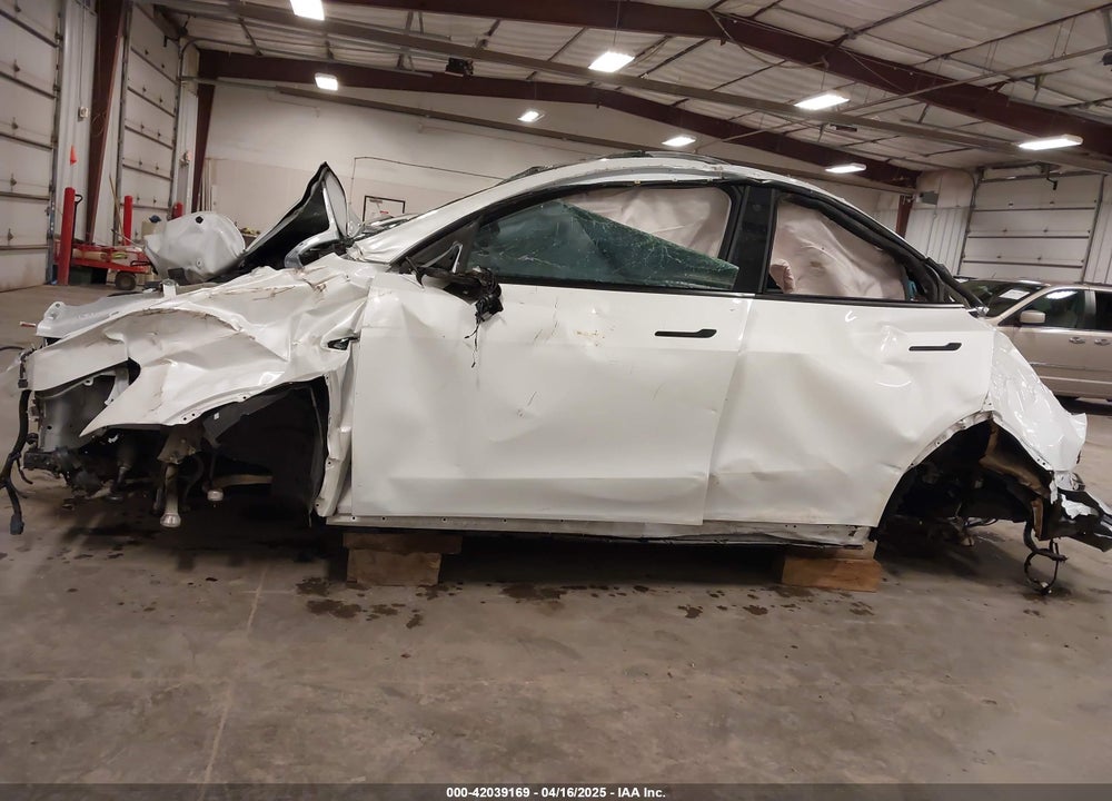 2021 TESLA MODEL Y VIN: 5YJYGDEF4MF075584