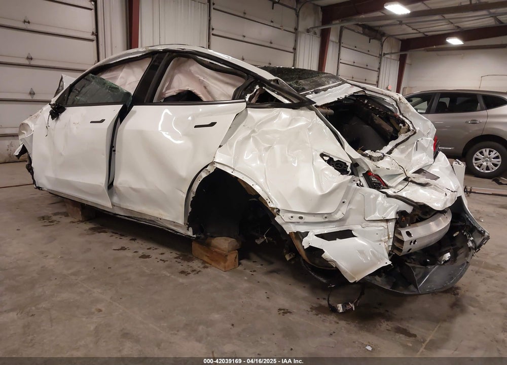 2021 TESLA MODEL Y VIN: 5YJYGDEF4MF075584