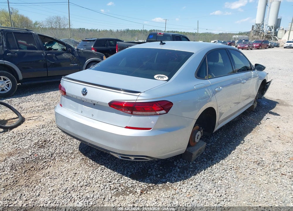 2020 VOLKSWAGEN PASSAT VIN: 1VWMA7A32LC011193