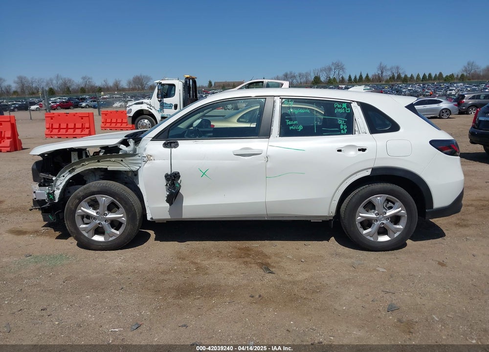 2024 HONDA HR-V VIN: 3CZRZ2H3XRM769715