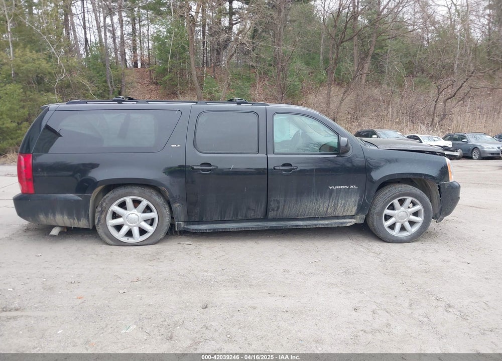 2012 GMC YUKON XL 1500 SLT VIN: 1GKS2KE77CR197239
