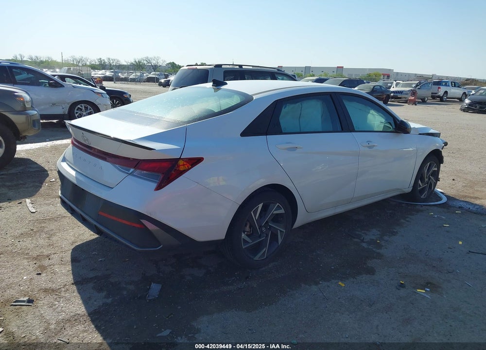 2025 HYUNDAI ELANTRA SEL SPORT VIN: KMHLM4DG7SU917671