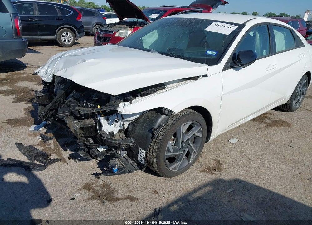 2025 HYUNDAI ELANTRA SEL SPORT VIN: KMHLM4DG7SU917671