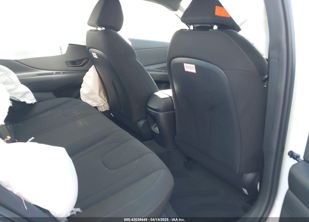 2025 HYUNDAI ELANTRA SEL SPORT VIN: KMHLM4DG7SU917671