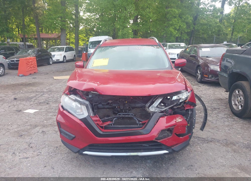 2017 NISSAN ROGUE VIN: JN8AT2MT5HW385967