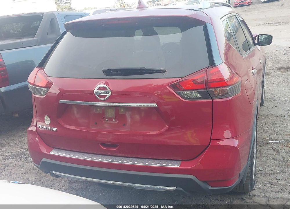2017 NISSAN ROGUE VIN: JN8AT2MT5HW385967